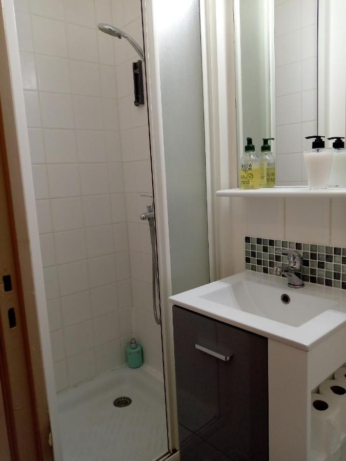 55Magenta Apartment Поатие Екстериор снимка